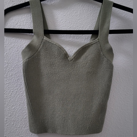 Abercrombie & Fitch Tops - Abercrombie Ribbed Knit Top - Olive Green